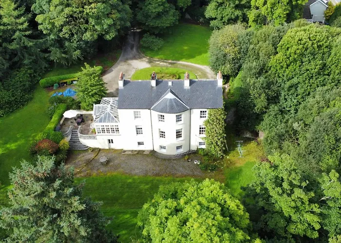 Larchmount House B&B