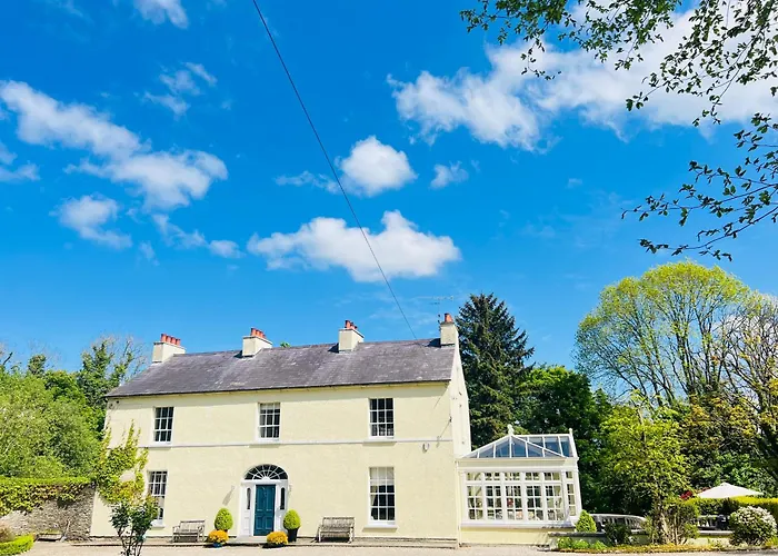 Larchmount House B&B